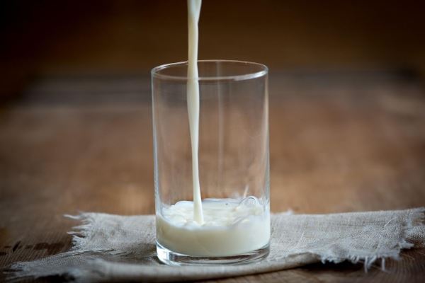 Переход к поэкземплярному отслеживанию молочной продукции в РФ отсрочили на полтора года